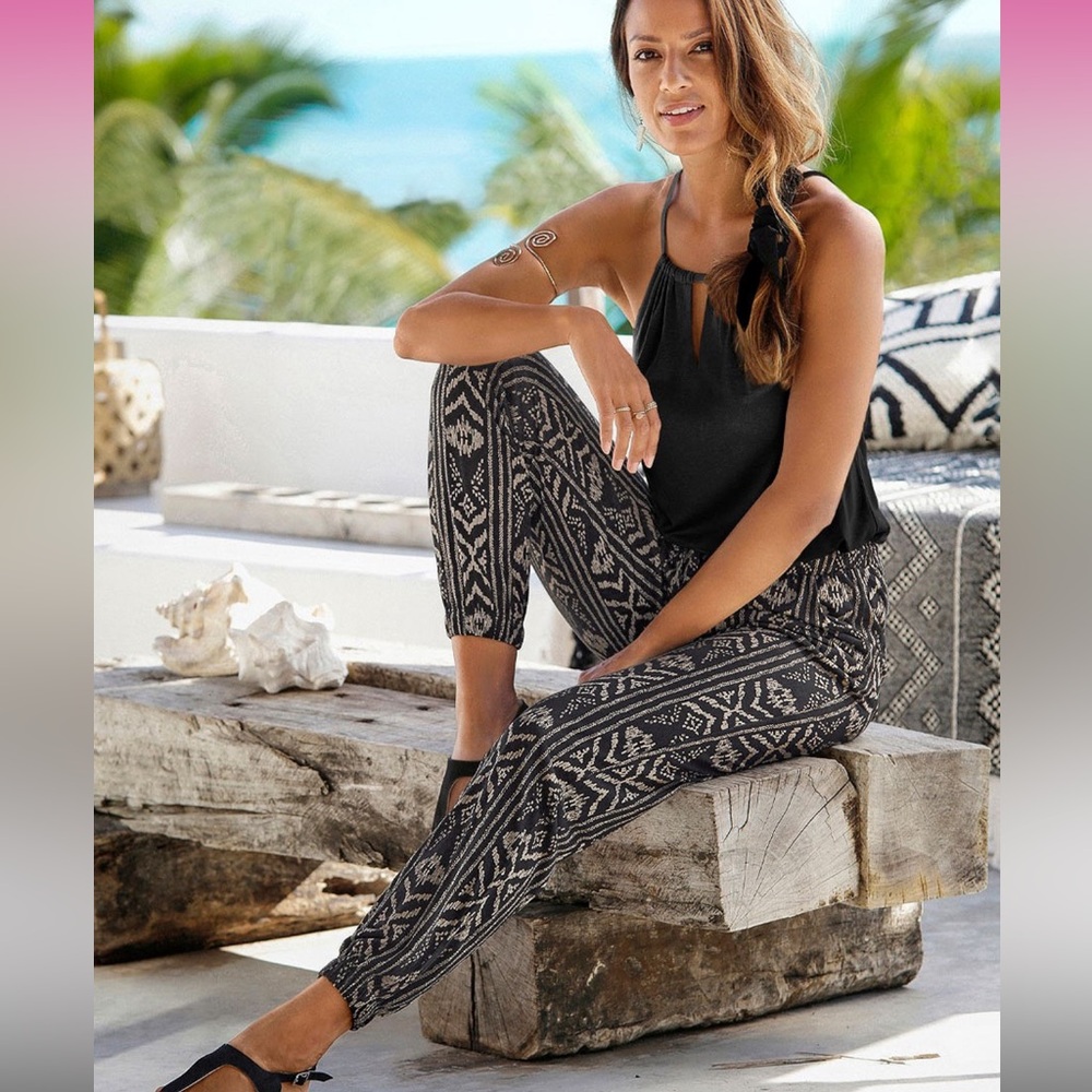 Elastic Hem Pants